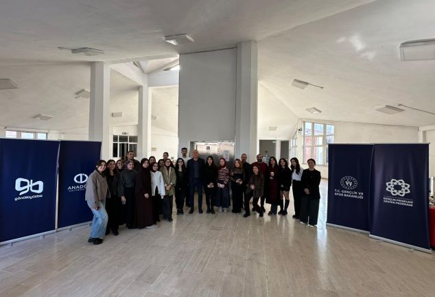 gencler-afet-zamanlarinda-dijital-gonulluluk-icin-bir-araya-geldi